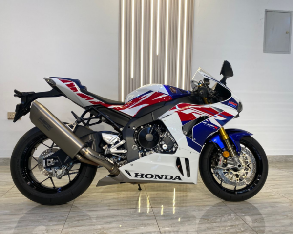 HONDA CBR1000RR-RSP - 2023 - Image 2