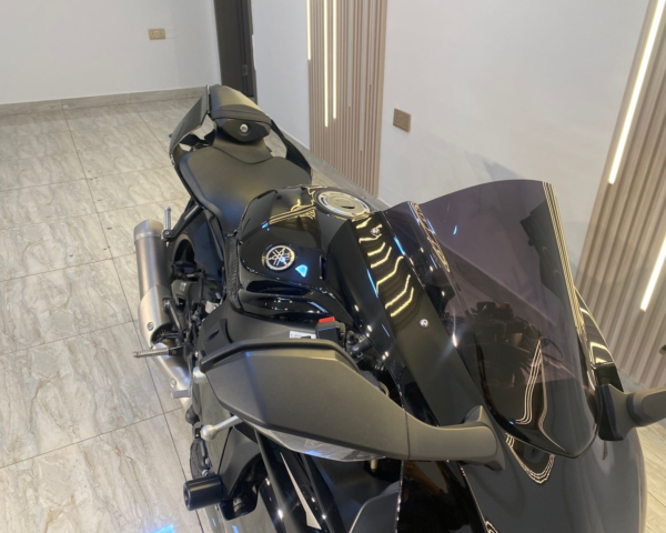 YAMAHA R1 - 2019 - Image 2