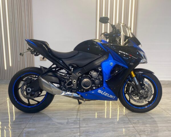 SUZUKI GSX S1000F - 2017