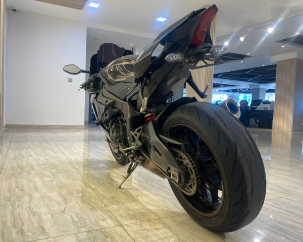 YAMAHA R1 - 2019 - Image 4