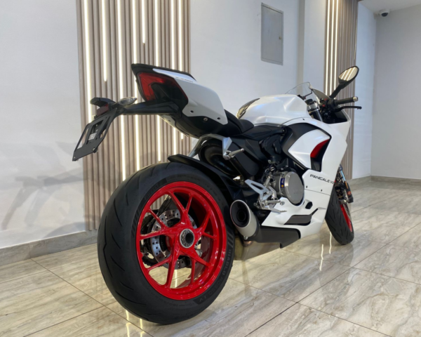 DUCATI PANIGALE V2 - 2021 - Image 5