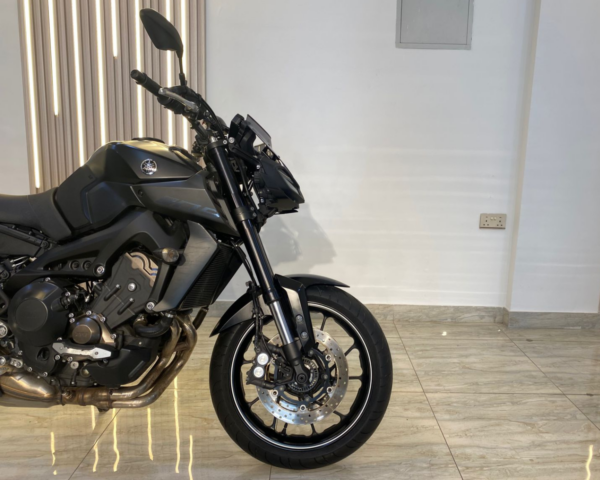 Yamaha MT-09 - 2017 - Image 5