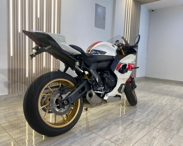 YAMAHA R7 - 2022 - Image 5