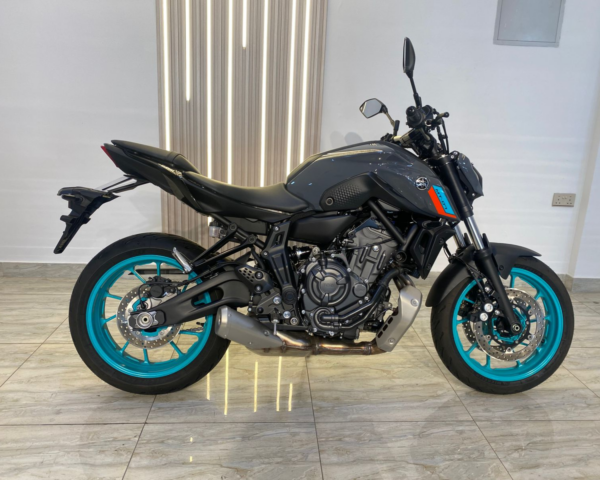 Yamaha MT-07 - 2024