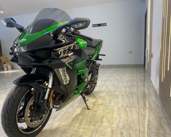 KAWASAKI NINJA H2 SX SE- 2023 - Image 6