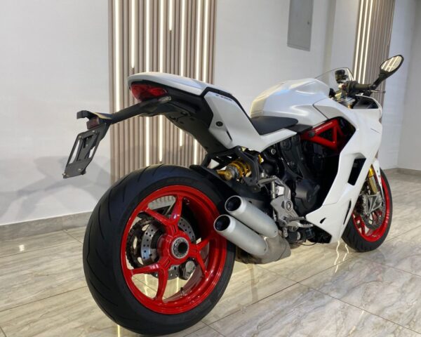 DUCATI SUPER SPORT S - 2018 - Image 10