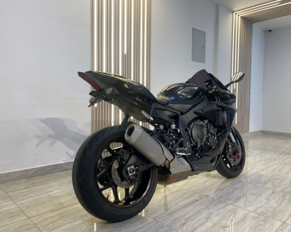 YAMAHA R1 - 2019 - Image 7