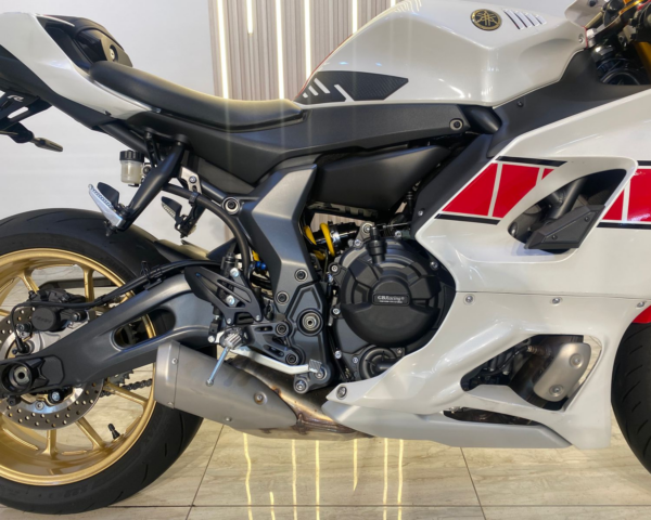 YAMAHA R7 - 2022 - Image 7