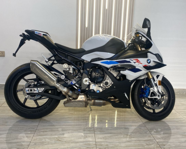 BMW S1000RR M PACKAGE - 2024 - Image 2