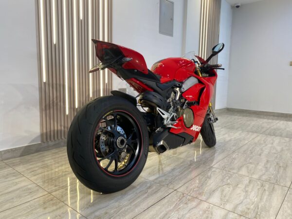 DUCATI PANIGALE V4S - 2018 - Image 2