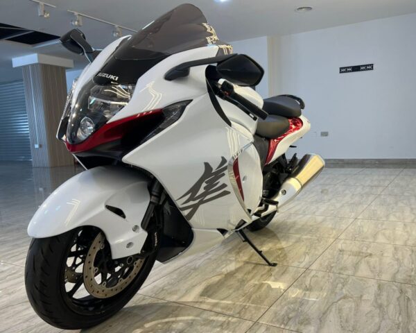 Suzuki Hyabusa Gen 3 - 2022 - Image 4