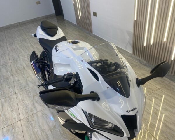 Kawasaki ZX10R - 2018 - Image 7