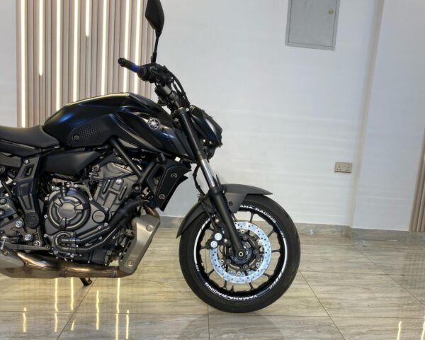 Yamaha MT-07 - 2022 - Image 4