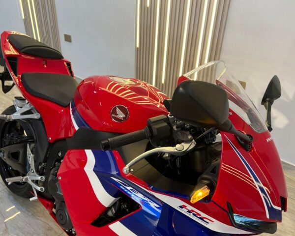 HONDA CBR600RR - 2024 - Image 8