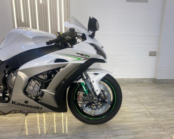 Kawasaki ZX10R - 2018 - Image 4