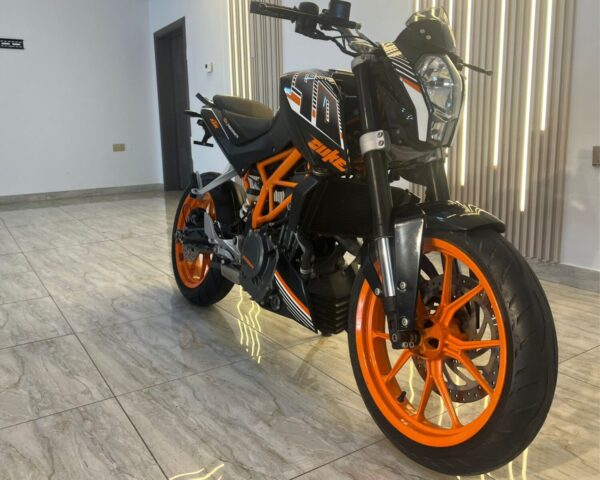 KTM 390 Duke - 2014 - Image 3