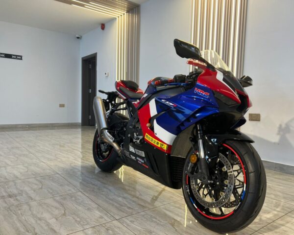 HONDA CBR1000RR-R 2020 - Image 3