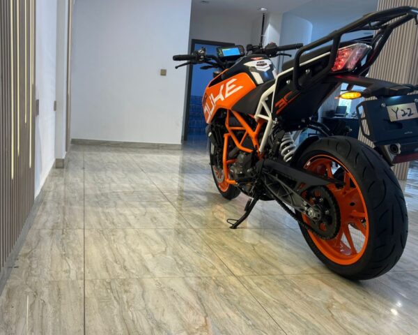 KTM 390 Duke - 2019 - Image 4