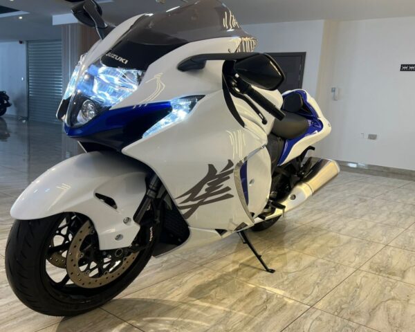 Suzuki Hayabusa Gen 3 - 2024 - Image 6